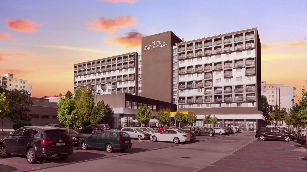 Hotel Bratislava Esterno foto