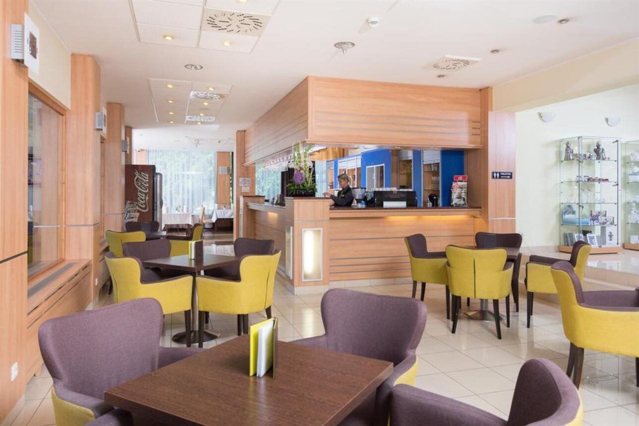 Hotel Bratislava Esterno foto